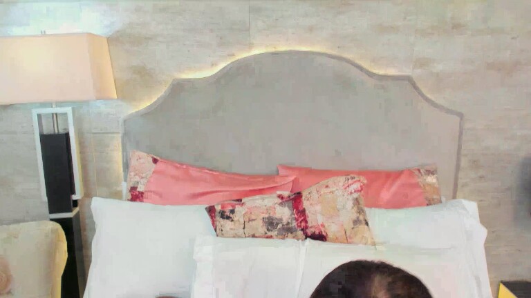 TaniaKatts's Streamate show and profile