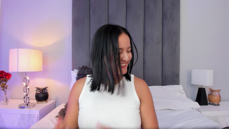 LeahAshford's Streamate show and profile