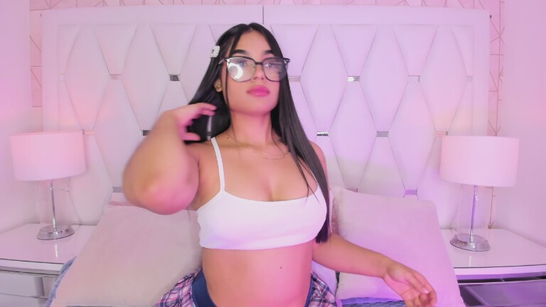 AneAdams's Streamate show and profile