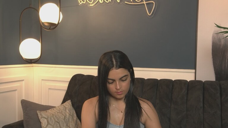 GabyReid's Streamate show and profile