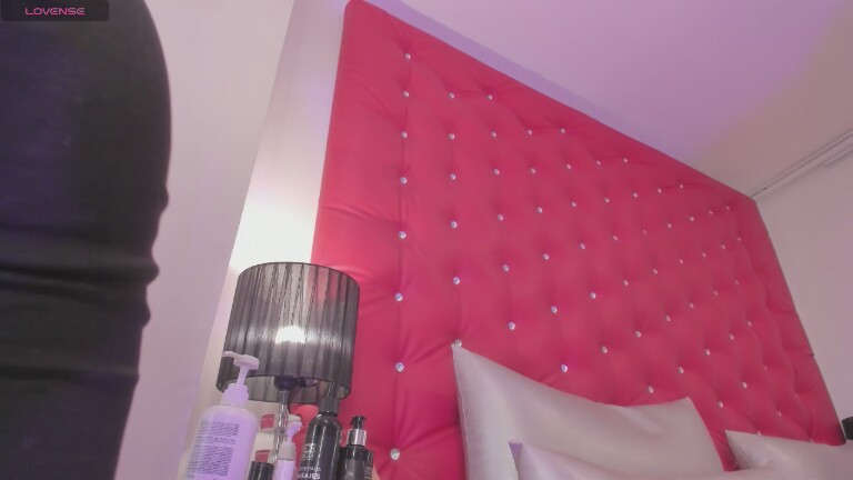 KailaEvans's Streamate show and profile