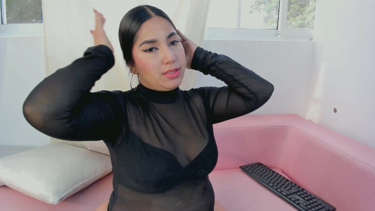 SophieLanne's Streamate show and profile