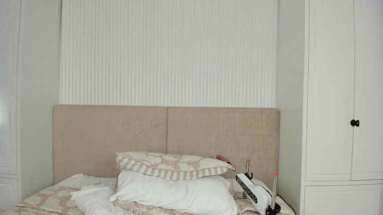 ValeriaYoung's Streamate show and profile