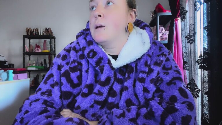 GoddessKisica's Streamate show and profile