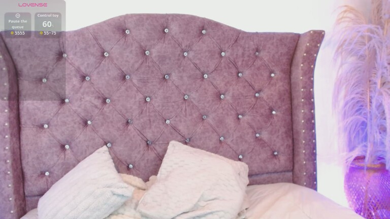 ViioletCollins's Streamate show and profile