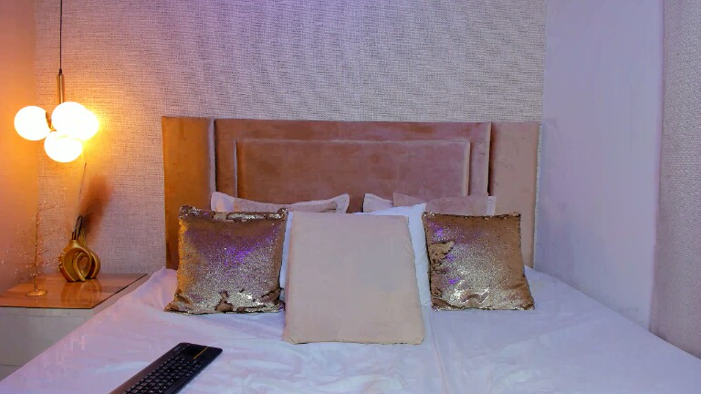 SusySwift's Streamate show and profile