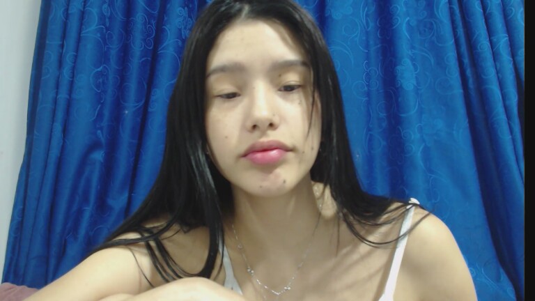 ZakuraPrincess's Streamate show and profile