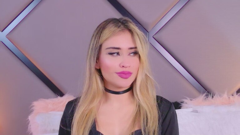 SandraSosa's Streamate show and profile