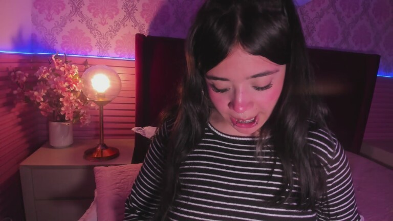 AmaraKazumi's Streamate show and profile