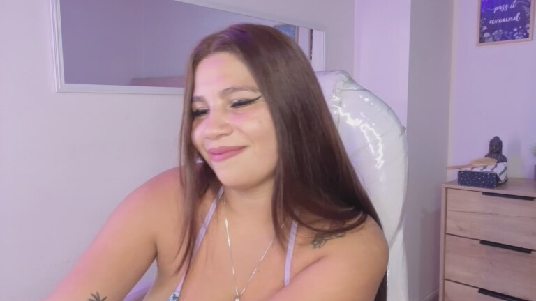 blueehazell18's Streamate show and profile