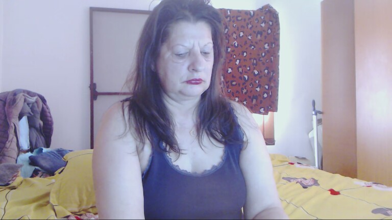 ExtasyMature's Streamate show and profile