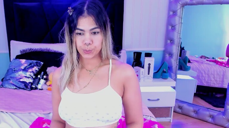 AngelinaDustin's Streamate show and profile
