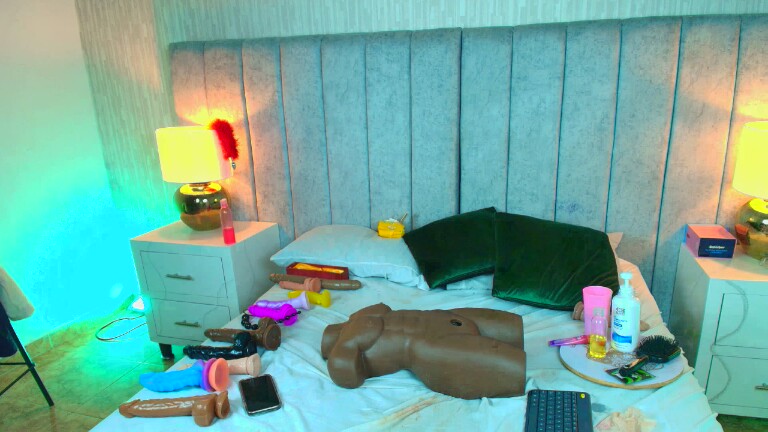 Karoline_606's Streamate show and profile