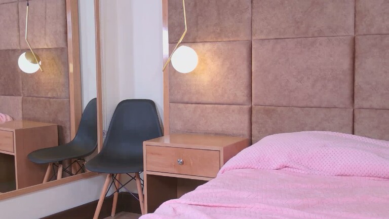 AlanaPierce's Streamate show and profile