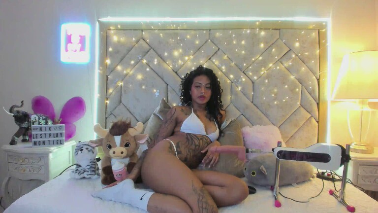 Nix_Montiel's Streamate show and profile