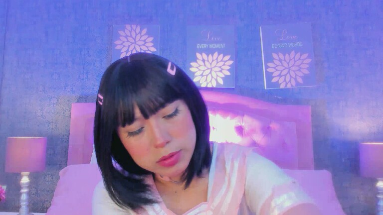 MierukoTsuki's Streamate show and profile