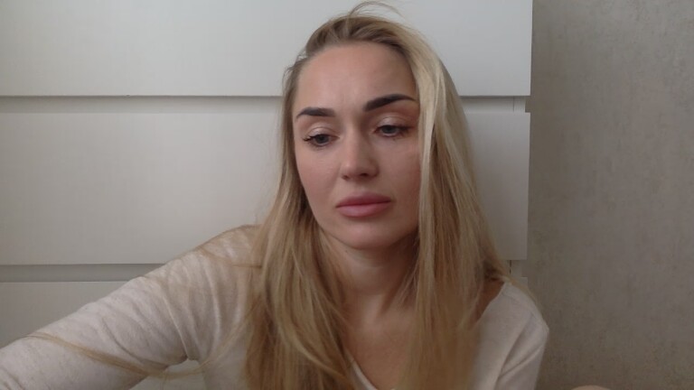 Tina_a's Streamate show and profile